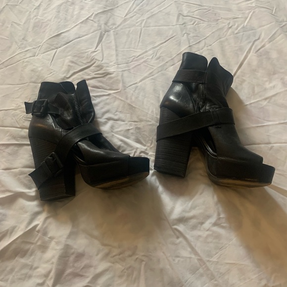 Ladies platform shoes. Vic Matie, - Picture 4 of 5